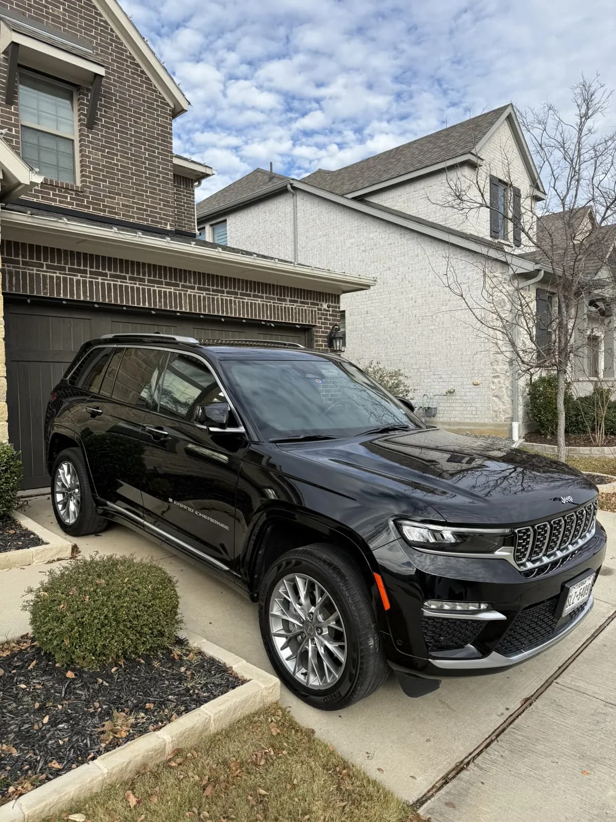 Black SUV photographed by JX Auto Lab