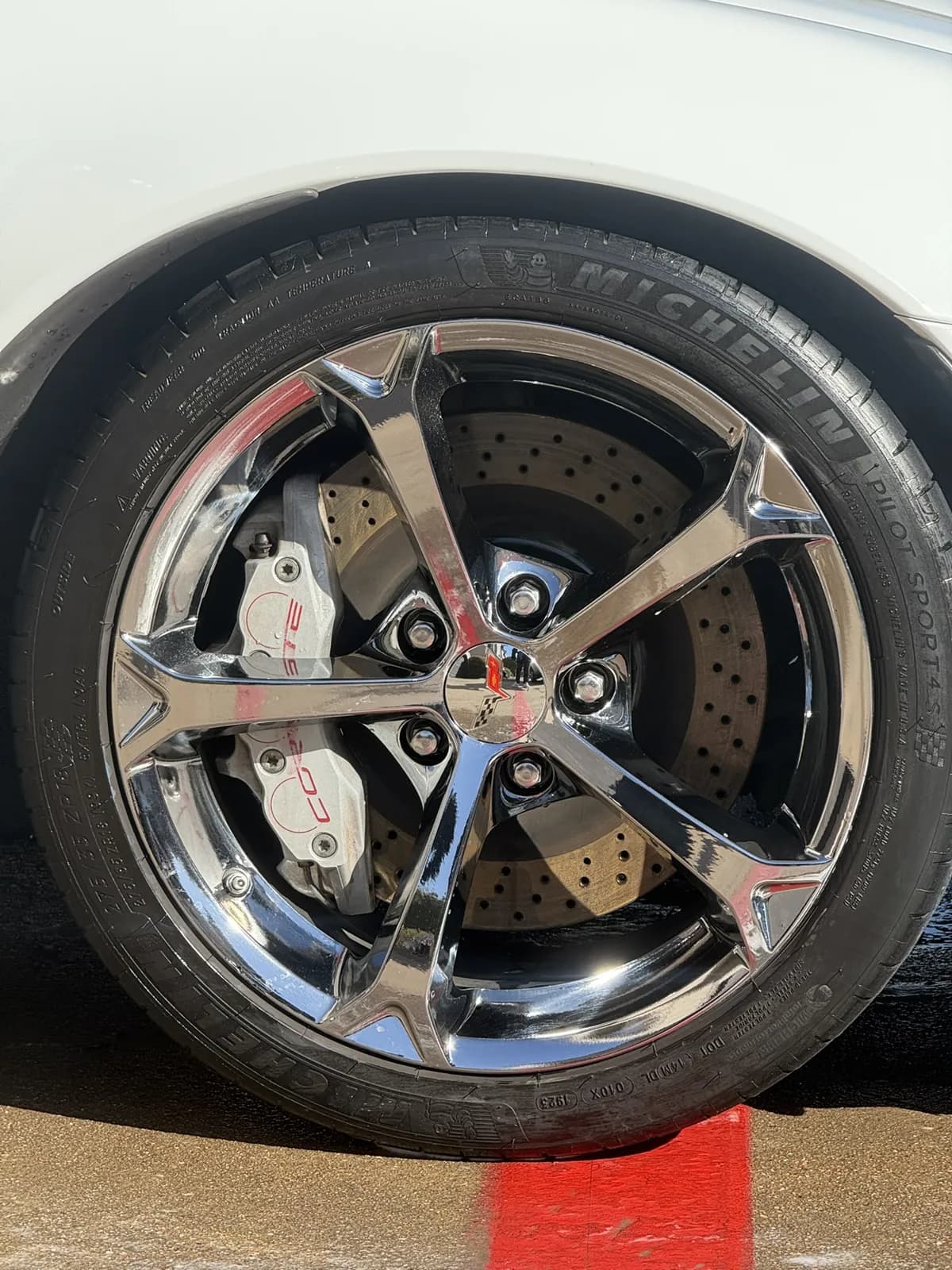 Corvette wheel photographed by JX Auto Lab