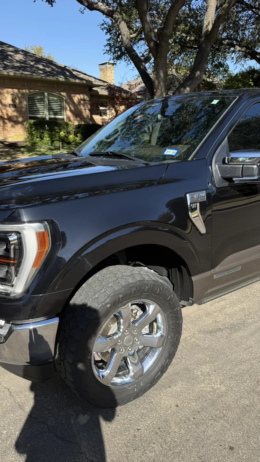 Ford pickup reflections photographed by JX Auto Lab