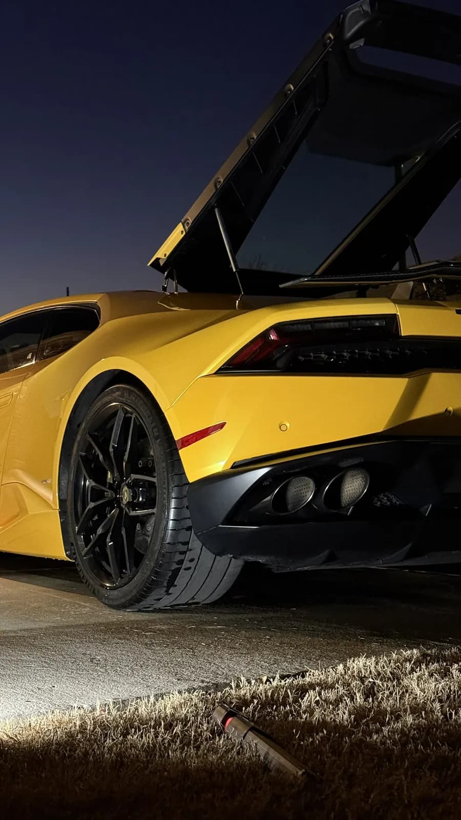 Lamborghini Huracan photographed by JX Auto Lab