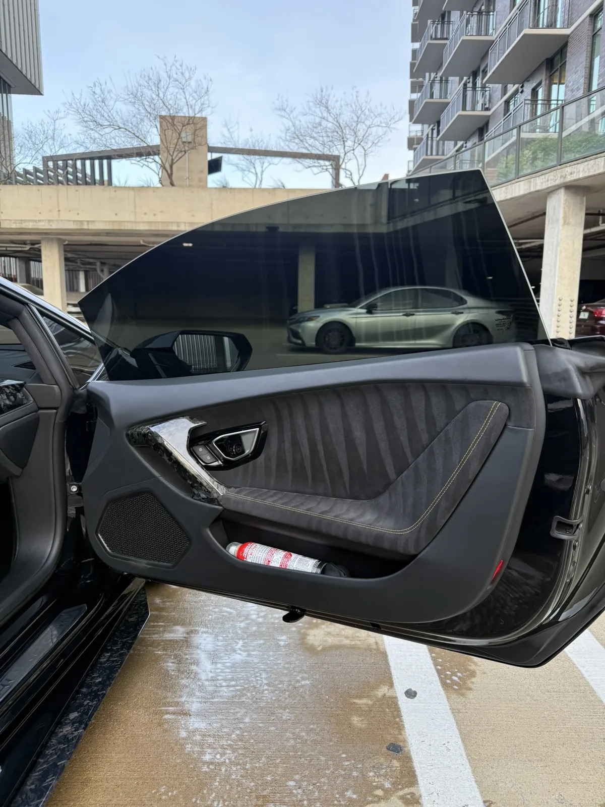 Lamborghini Huracan cabin photographed by JX Auto Lab