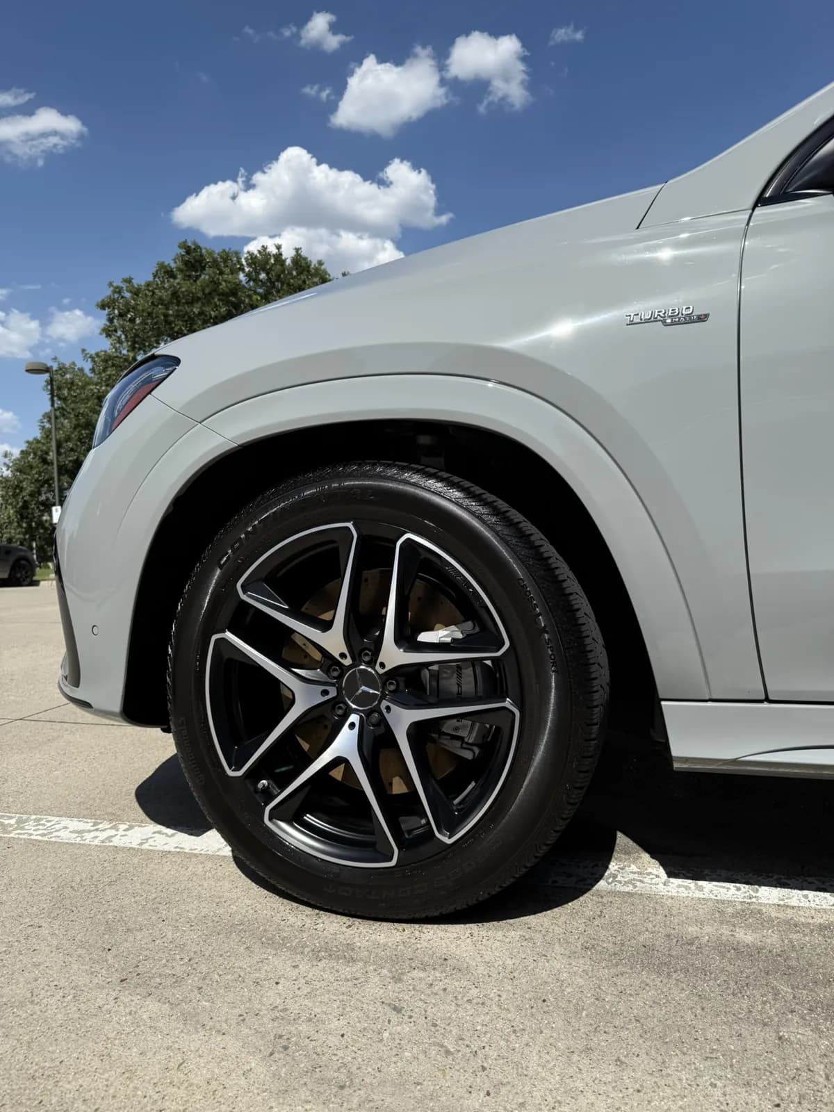 Mercedes wheel photographed by JX Auto Lab