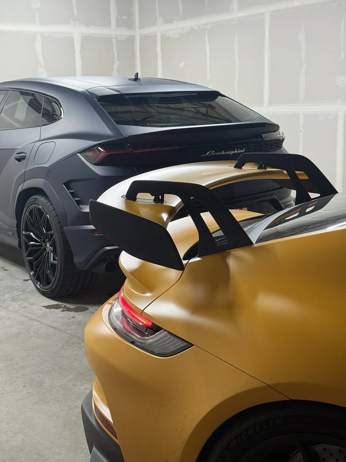 Porsche bodywork photographed by JX Auto Lab