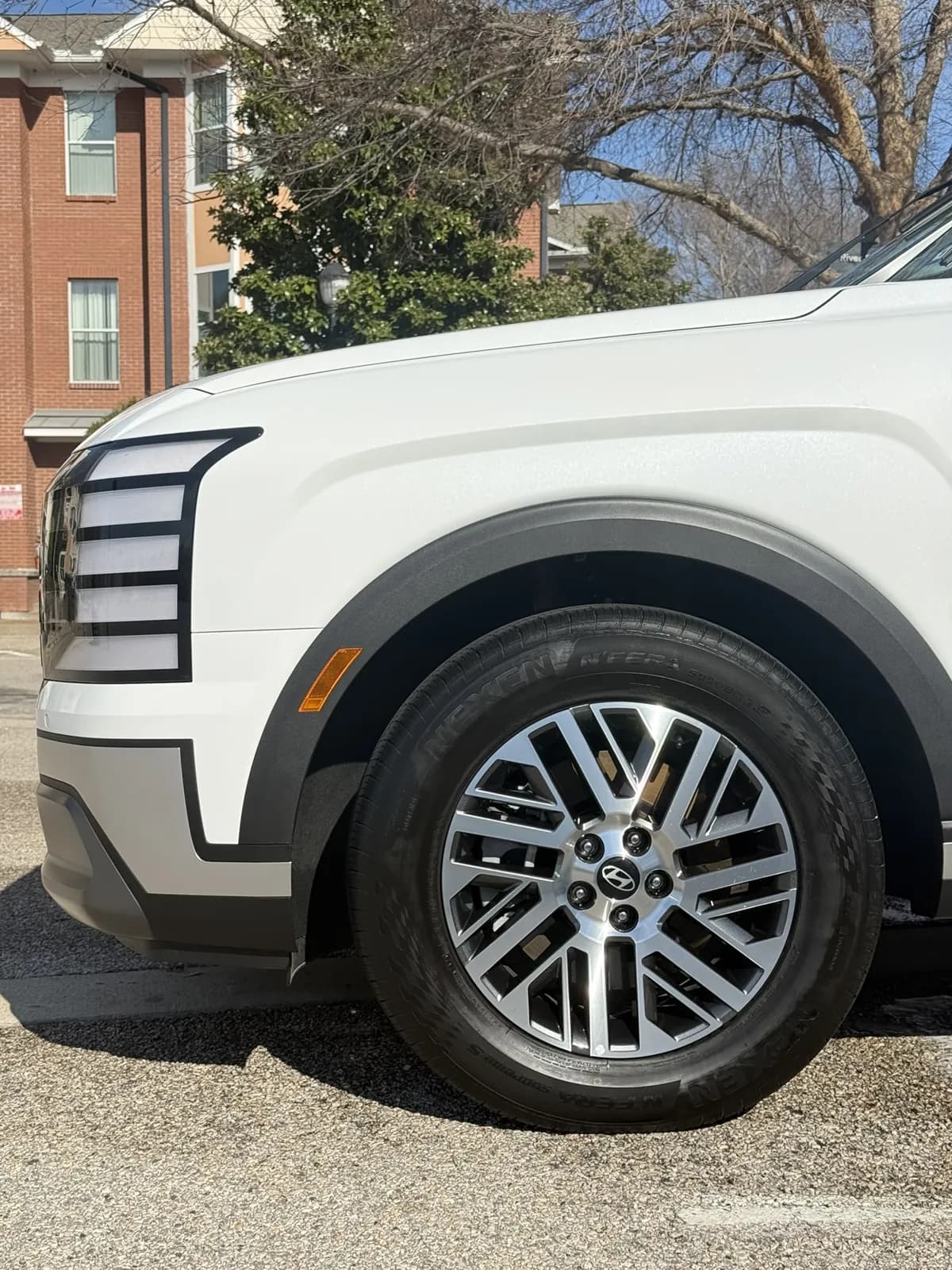 SUV wheel photographed by JX Auto Lab