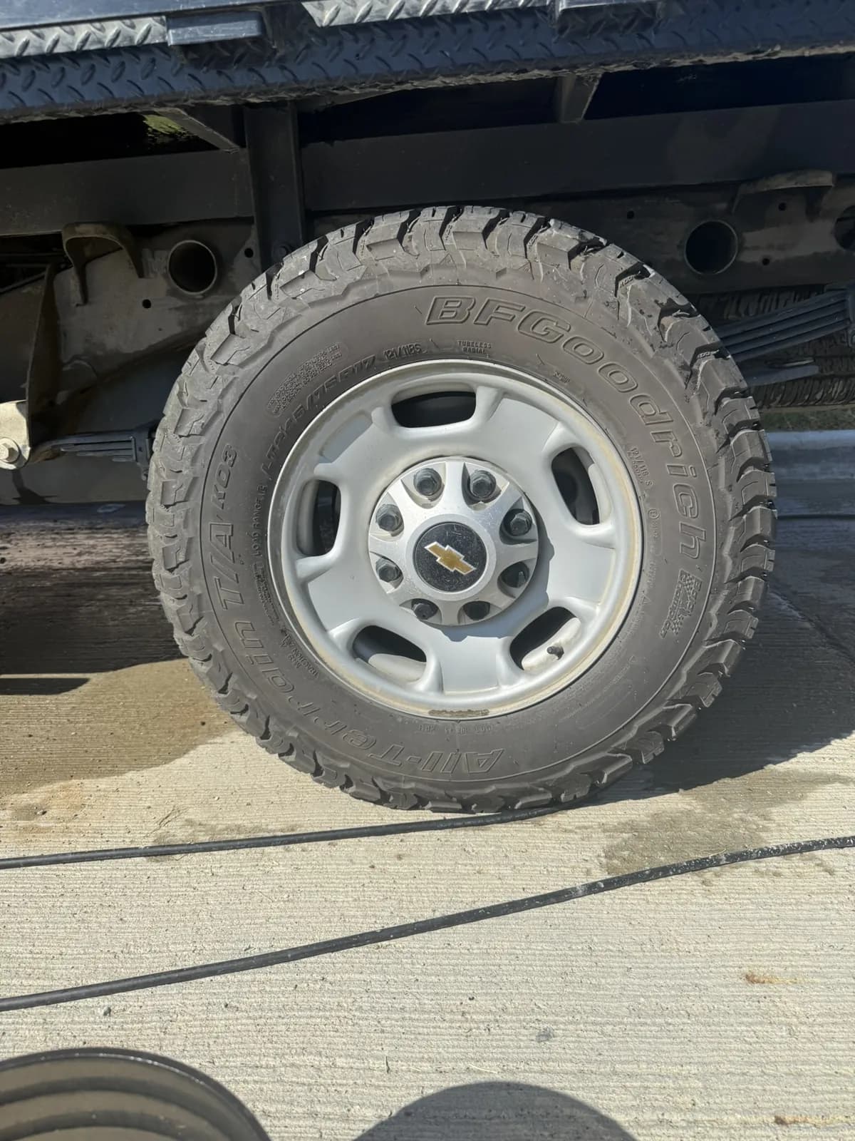 Truck wheel photographed by JX Auto Lab