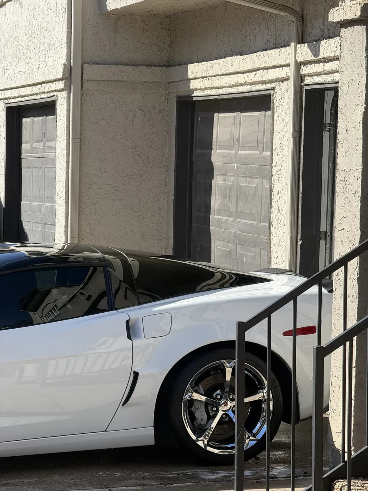 White Corvette photographed by JX Auto Lab