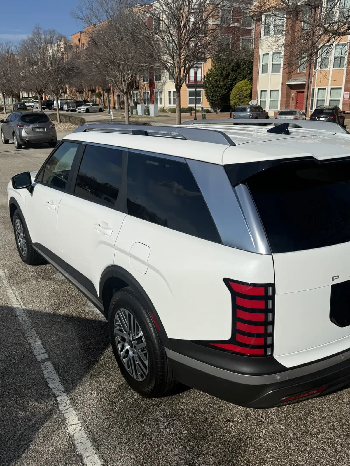 White Lincoln SUV photographed by JX Auto Lab