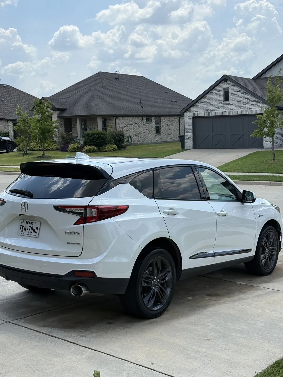 White SUV photographed by JX Auto Lab